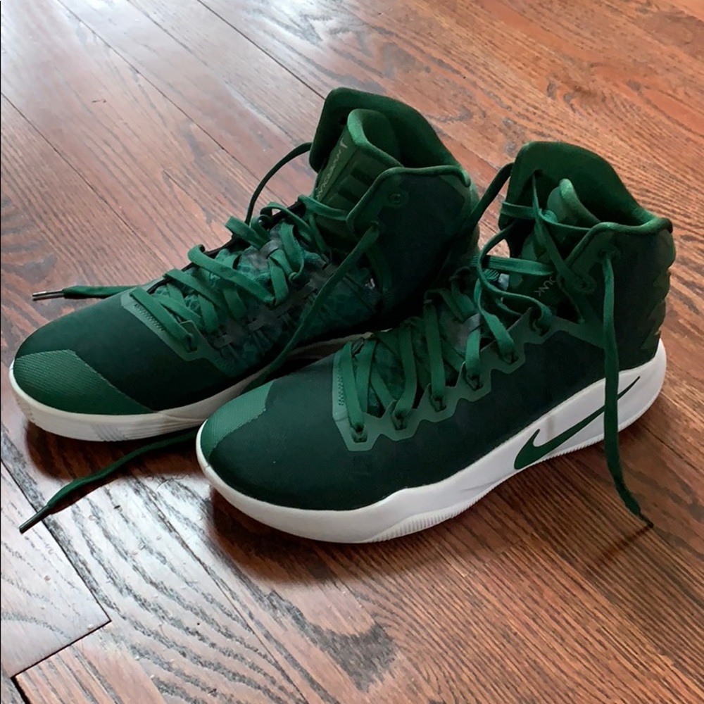 Nike hyperdunk men’s sneakers